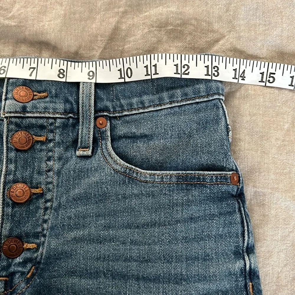 Madewell •buttoned fly
